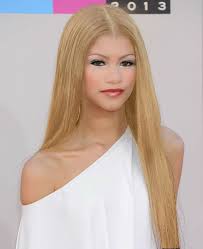 Image Result For Zendaya Blonde Hair Blonde Hair Blonde Hair