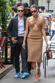 The couple posed for an official photo with the president of france, emmanuel macron, before they headed out in paris for a romantic lunch. E2f6shwk5jy7m