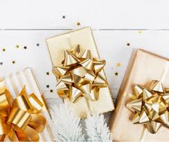 Gather ideas and shop for the perfect home gift for foodies, trendsetters, and everyone in between. 2020 Gift Guide Christmas Gift Ideas For Her Cozy Home Tech