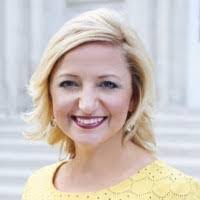 Amanda Tullos's Instagram, Twitter & Facebook