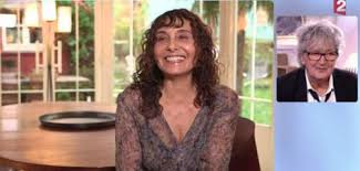 Ces derniers mois, son entourage proche avait fait état d'une fatigue du chanteur. Photos Mort De Jacques Higelin Qui Est Aziza Zakine Sa Derniere Femme Sur Buzz Insolite Et Culture