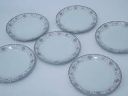 6 vintage dinnerware brands every hostess should know for entertainers, a cultivated table is everything. Vintage China Dishes And Dinnerware