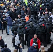 Der aufstieg von drittligist dynamo dresden in die 2. Fc St Pauli Vs Dynamo Dresden Burgermeister Fordern Stadionverbote Welt