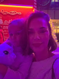 Half term in Sweden! The kids finally got to experience real snow ❄️ Along  with plenty of time in nature, making memories with horses, cats, and dogs.  A week well spent ⭐ 🇸🇪