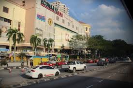 Movies running days and total number of shows at the lotus five star skudai parade listed here is for reference purpose only. Skudai Parade