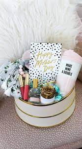 24 Creative Diy Mother S Day Gift Ideas Your Mom Will Love Cute Mothers Day Gifts Gifts For Pregnant Friend Diy Baby Shower Gifts