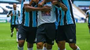 A partida está programada para começar às 10h30 (horário de brasília) e o duelo entre as equipes vai acontecer na arena do grêmio, localizada em porto alegre, no rio grande do sul. Com Reservas Gremio Bate Santa Cruz Rs E Fatura A Recopa Gaucha