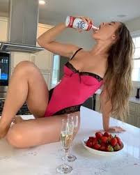 What we have here is so damn nasty and every fan of freaky moms gotta love it. Mark Harris Aurora492075 Profile Pinterest