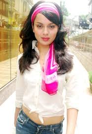 Kangana Ranaut Bollywood Hairstyles Retro Fashion Bollywood Outfits