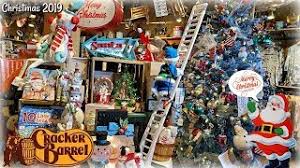 Visit cracker barrel restaurant and old country store, where pleasing people with our delicious homestyle cooking and gracious service defines our country spirit. Cracker Barrel 2019 Christmas Decorations Shop With Me Youtube