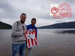 Η μέση τιμή είναι 84€. Olympiacos Fc 45 On Twitter Ayth Einai H Ery8roleykh Fwtografia Toy Kwnstantinoy Kai Toy Dhmhtrh Apo Th Limnh Lox Nes Ths Skwtias Steilte Mas Tis Fwtografies Sas Sto Weareolympiacos Olympiacos Org Olympiacos Weareolympiacos Lochness