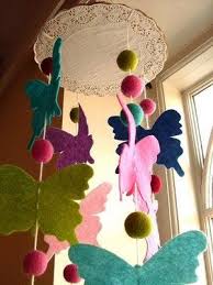 Free Tutorial Colorful Felt Butterfly Mobile Butterfly Mobile Felt Craft Projects Easy Felt Crafts