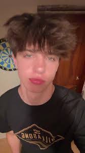 Jesse Field's Instagram, Twitter & Facebook