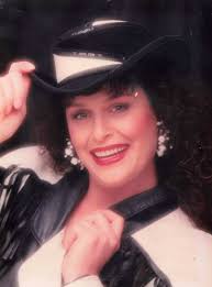 Doris Chartrand Obituary