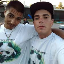 Doing worm de etc if anybody need help 😎