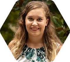 Stephanie Eckert's Instagram, Twitter & Facebook