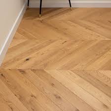 Chamonix Plover Oak 90 X 750 X 15 4mm In 2020 Flooring Engineered Wood Floors Flooring Cost