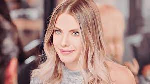 Eda ece (born 20 june 1990) is a turkish actress. Coronaya Yakalanan Eda Ece Saglik Durumunu Anlatti Magazin Haberleri