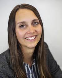 Alexis Snyder's Instagram, Twitter & Facebook