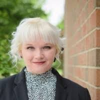 Lorna Montalvo's Instagram, Twitter & Facebook