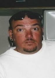 Daniel Uriguen's Instagram, Twitter & Facebook