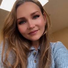 Hello everyone! Could you please recommend lawyers or firms that handle  company registration in Indonesia?