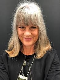 Kay Tucker's Instagram, Twitter & Facebook