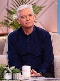 Phillip schofield has sparked controversy during a segment on this morning today for saying prince harry and meghan markle's oprah interview stabbed a knife through the heart of the monarchy. Phillip Schofield Reveals Secret Fertility Struggles With Wife Stephanie Aktuelle Boulevard Nachrichten Und Fotogalerien Zu Stars Sternchen