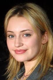 Kate Reis's Instagram, Twitter & Facebook