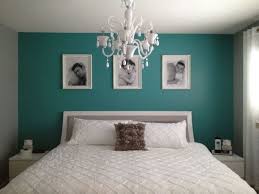Jan 12, 2021 · 'but i love the combination of gray paint on the walls and white trim.' 'agreeable gray sw 7029 looks so crisp with the trim painted pure white sw 7005. 40 Latest Home Color Trends For Interior Design In 2021 Pouted Com Teal Bedroom Decor Teal Bedroom Designs Bedroom Decor Design