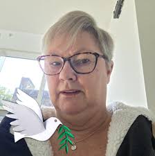 Would anyone happen to to have one spare 'moon' gem spare? TIA