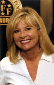 Sandra Charleston's Instagram, Twitter & Facebook