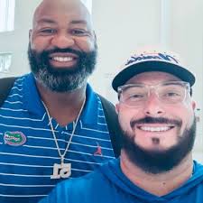 Dylan Chandler (@dylanchandler21)