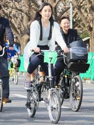 ブロンプトン ワールド チャンピオンシップ in tokyo 3 22 日 ブロンプトン 自転車ガール 女性サイクリスト