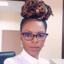 Shanae Clarke's Instagram, Twitter & Facebook