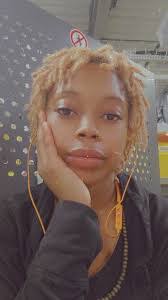 Akeyla Jones's Instagram, Twitter & Facebook