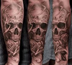 Day Of The Dead Skull Tattoo Dia De Los Muertos Tattoo Rose Tattoo Calavera Tattoos Day Of The Dead Skull Tattoo Black And Grey Tattoos