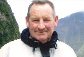 TOMLINS, Alan Graham: — Avenal Park Funeral Home