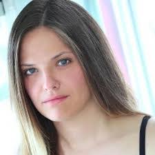 Katie Cassell's Instagram, Twitter & Facebook