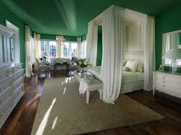 Check spelling or type a new query. 10 Beautiful Master Bedrooms With Green Walls