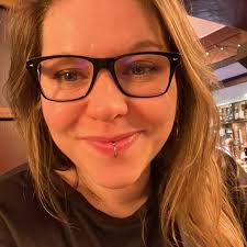 Anna Khoury home page