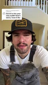 Aaron Declue's Instagram, Twitter & Facebook