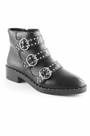 Check spelling or type a new query. Pull And Bear Stiefeletten Da0820