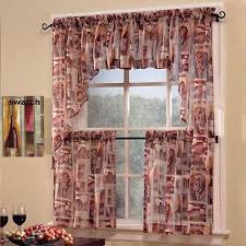 Üzerindeki benekli elma şekliyle harika bir mutfak tül perdesi. Mutfak Tul Perde Modeli Dekorstore