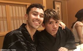 interview taka nous parle du début d'un second chapitre pour le groupe. One Ok Rock Taka å®ŸåŠ›æ´¾ã‚·ãƒ³ã‚¬ãƒ¼maxã®ãƒ'ãƒƒãƒˆæ›² ãƒ©ã‚¤ãƒ„ ãƒ€ã‚¦ãƒ³ ãƒ­ã‚¦ ã®æ—¥æœ¬ãƒãƒ¼ã‚¸ãƒ§ãƒ³ã‚'ãƒªãƒªãƒ¼ã‚¹æ±ºå®š Tvgroove