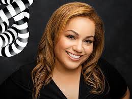 Sandra Alfaro's Instagram, Twitter & Facebook