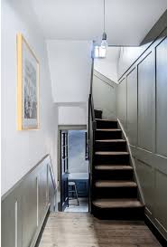 Une Maison De Ville A La Decoration Grise Du Passe A Londres Planete Deco A Homes World En 2020 Decoration Gris Maison De Ville Maison