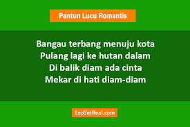 Dengan menggunakan pantun, orang bisa menyatakan cinta, memberikan nasihat, hingga membuat orang tertawa. 50 Pantun Lucu Dan Gokil Banget Bikin Perut Ngakak Seharian
