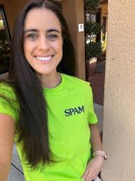 Mckenzie Hanson's Instagram, Twitter & Facebook