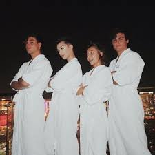 Squeaky Clean Robe Time We Took A Robe Trip To Vegas Robe Job We All Came Up With Our Own Separate Captions For This Sisters Emma Chamberlain Dollan Twins